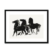 Drie zwarte paarden staand naar links kijkend Framed & Mounted Print